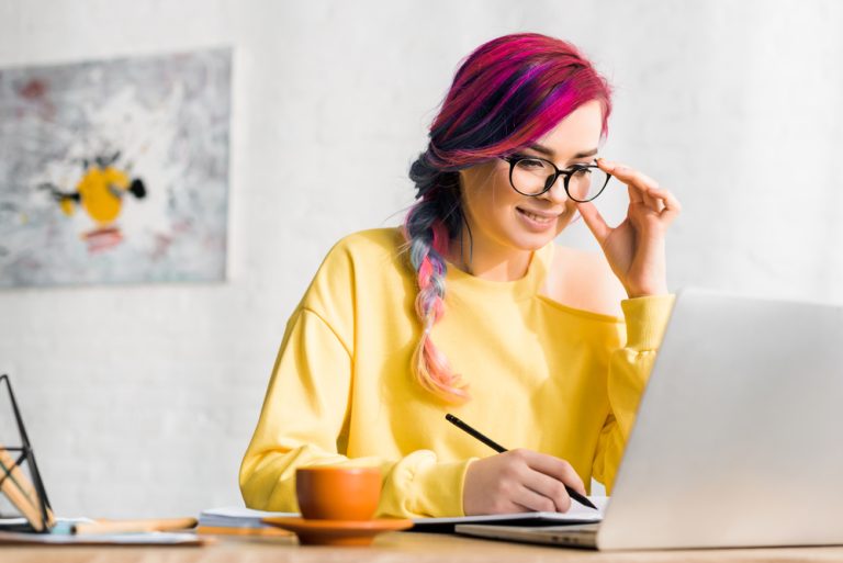Best Side Hustle Ideas to Make More Money in 2023 (UK Edition) ⚡ ...